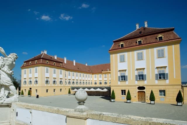 Explore the Majestic Schloss Hof: A Perfect Vienna Day Trip